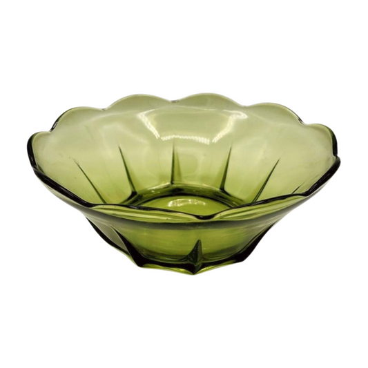 The Lillian – Soft Green Scalloped Bowl